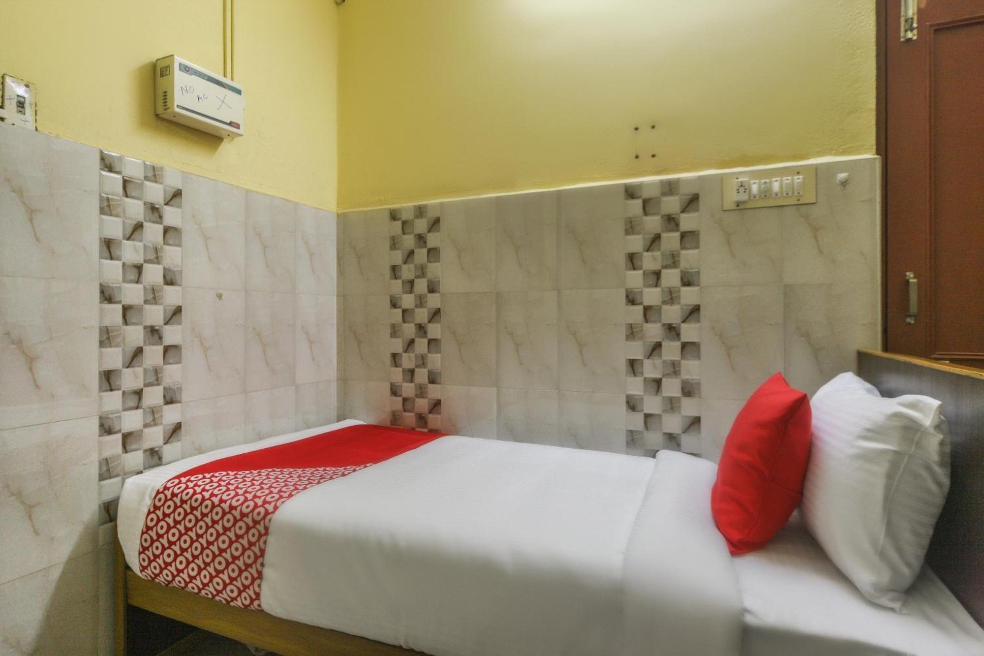 Oyo Modern Guest House Chennai Eksteriør bilde