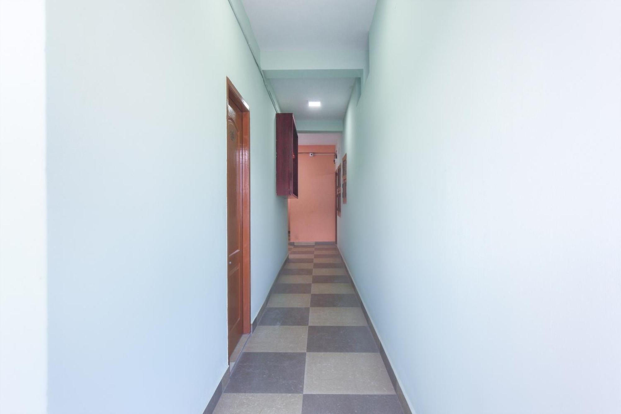 Oyo Modern Guest House Chennai Eksteriør bilde