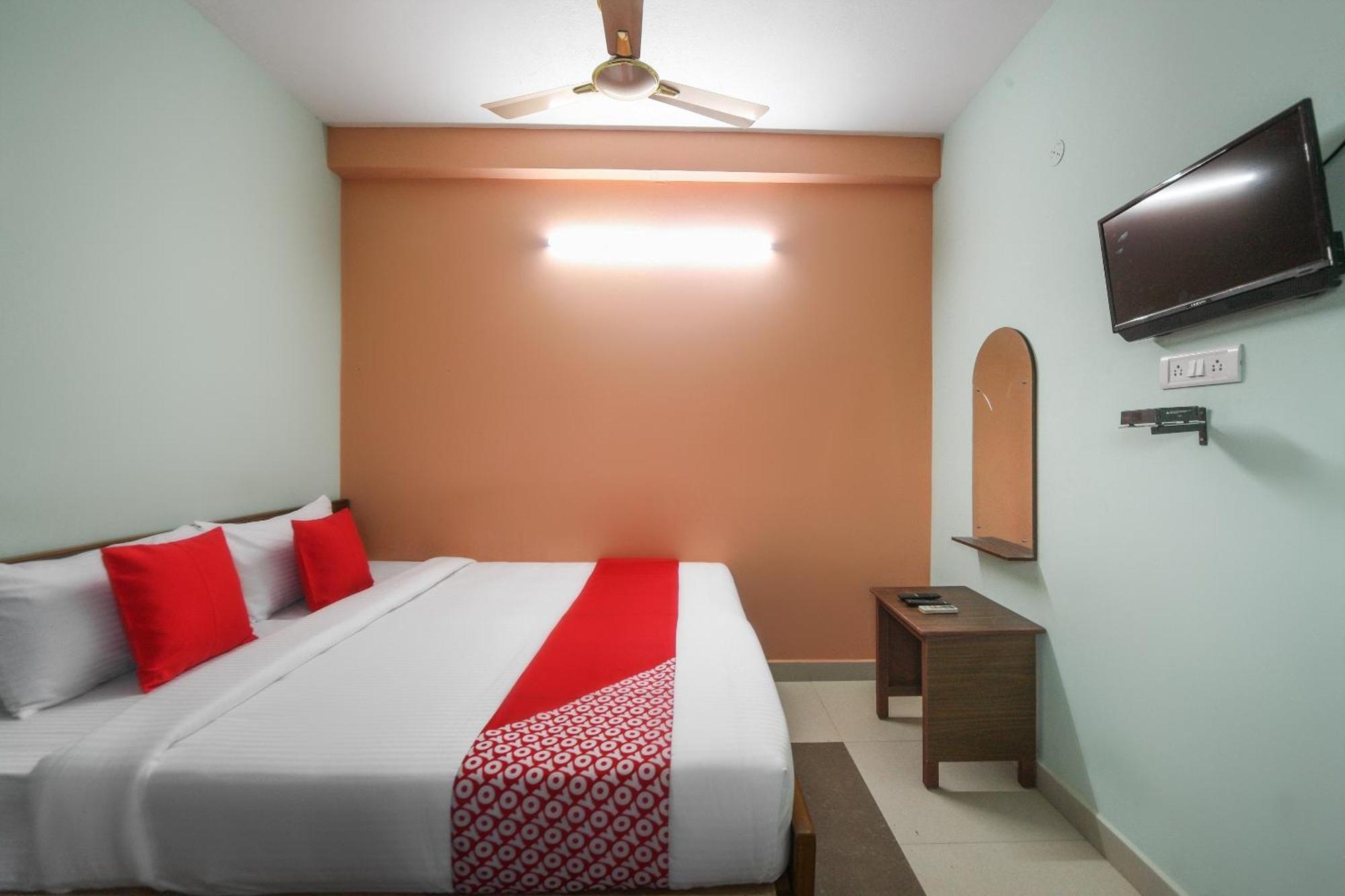 Oyo Modern Guest House Chennai Eksteriør bilde